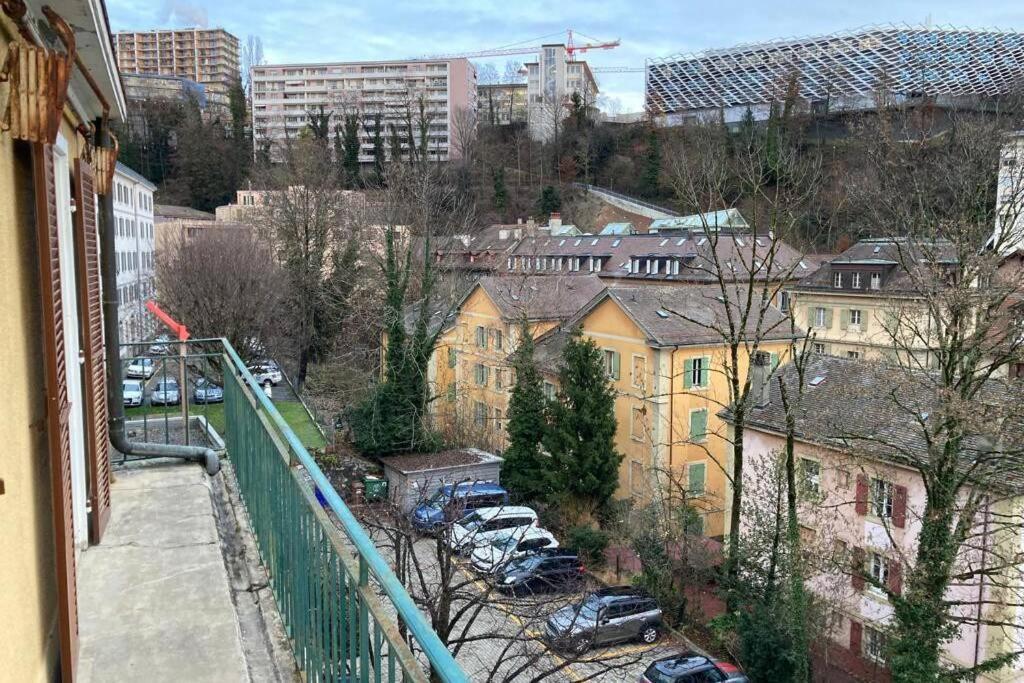 Joli 2 Pieces Dernier Etage, Lausanne Centre מראה חיצוני תמונה