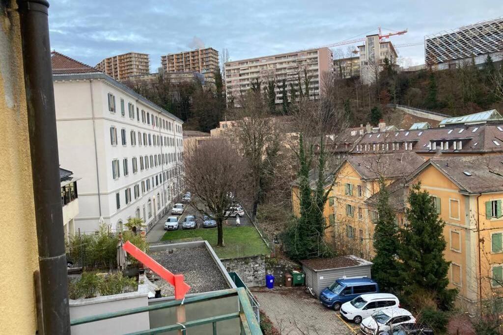 Joli 2 Pieces Dernier Etage, Lausanne Centre מראה חיצוני תמונה